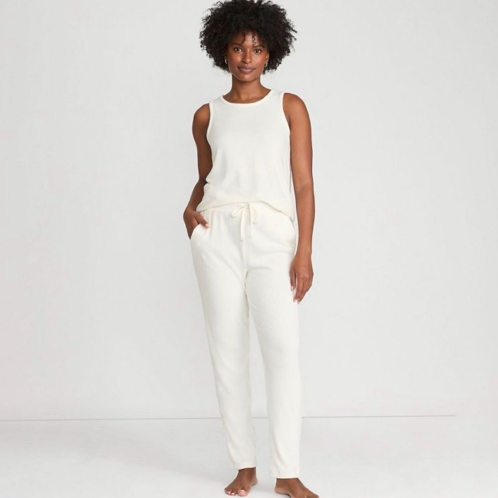 Lands' End Women's Cozy 2 Piece Pajama Set Top and Pants - Picture 8 of 8
